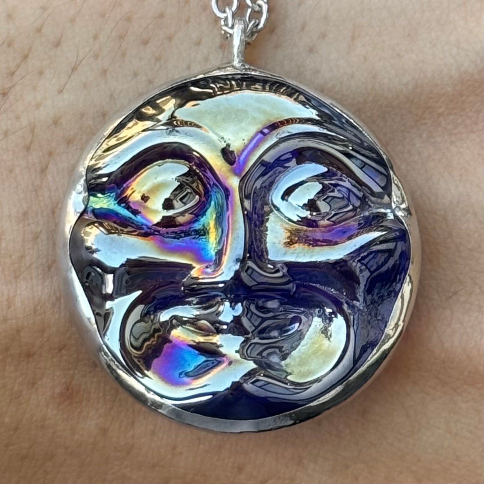 Moon Face Jewel Necklace - Blue Iridescent